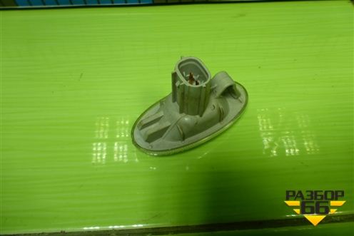 Повторитель на крыло (P2829) для Mazda Mazda 5 с 2005-2010г