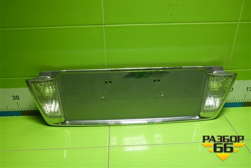 Накладка двери багажника (под гос.номер) (7681260050) для Lexus LX-570 с 2007-2015г