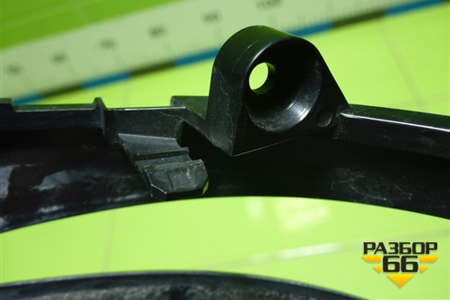 Накладка зеркала правого (нижняя) для Toyota Rav-4 с 2012-2019г