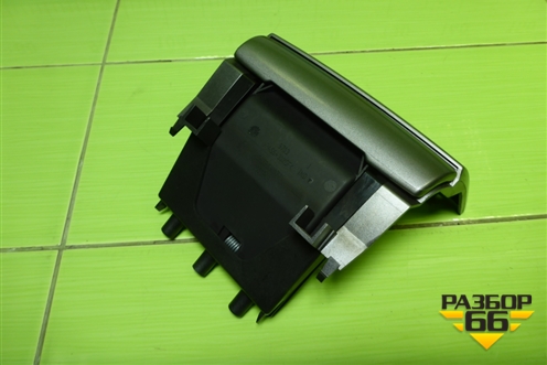 Пепельница передняя (9658691077) для Peugeot 408 с 2012г