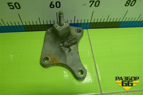 Кронштейн КПП (2S617M125AC) для Ford Fiesta с 2001-2008г