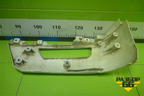 Накладка ПТФ правая  (H4831012201A0) для Foton Auman EST с 2016г (Ауман)