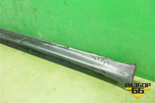 Накладка на порог наружная левая (768501KA0A) для Nissan Juke (F15) с 2011г