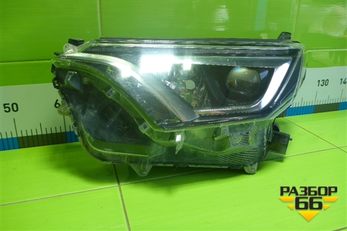 Фара левая (после 2015г LED без блока) (8118542680) для Toyota Rav-4 с 2012-2019г