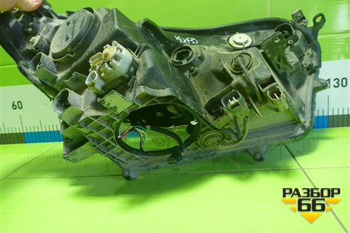 Фара левая (после 2015г LED без блока) (8118542680) для Toyota Rav-4 с 2012-2019г