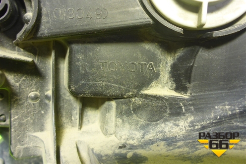 Фара правая (после 2015г LED без блока) (8114542680) для Toyota Rav-4 с 2012-2019г