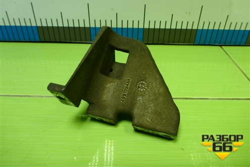 Кронштейн компрессора кондиционера (4B11 2.0л) (04891594AA) для Mitsubishi Lancer-X с 2007г