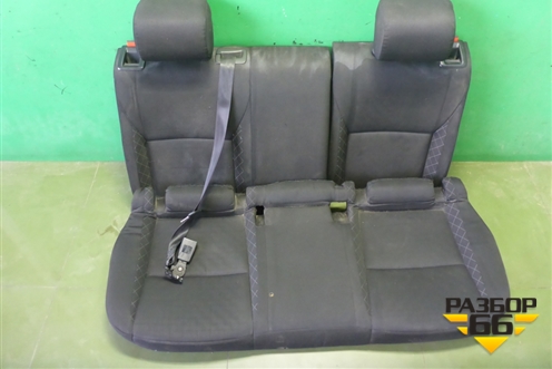 Сиденья комплект (лифтбек с подогревом без AIRBAG) для Skoda Octavia (A7) с 2013г