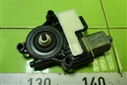 Моторчик стеклоподъёмника задний правый (5Q0959812E) для Skoda Octavia (A7) с 2013г