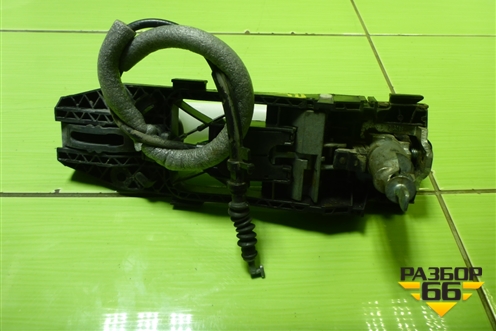 Ручка наружная двери передней левой (5N0837885H) для Skoda Octavia (A7) с 2013г