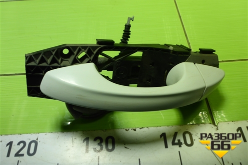 Ручка наружная двери передней левой (5N0837885H) для Skoda Octavia (A7) с 2013г