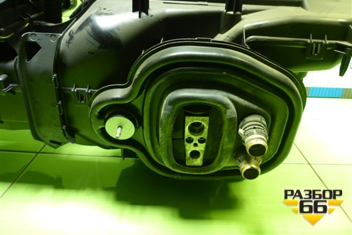 Корпус отопителя (5Q1816002AK) для Skoda Octavia (A7) с 2013г
