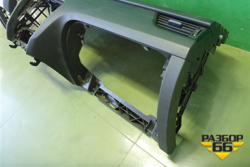Торпедо под AIR BAG без AIR BAG (5EU857091A) для Skoda Octavia (A7) с 2013г