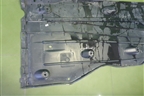 Защита антигравийная левая (5Q0825201AF) для Skoda Octavia (A7) с 2013г
