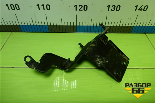 Кронштейн блока ABS (5Q1614235E) для Skoda Octavia (A7) с 2013г