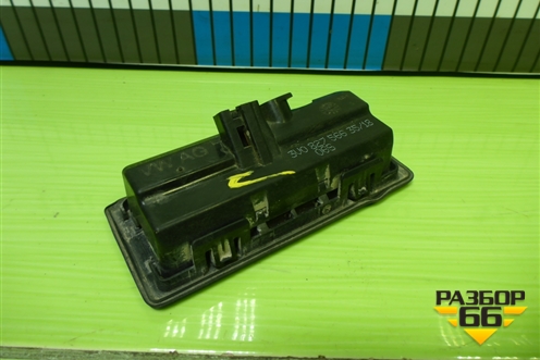 Кнопка открывания багажника (наружняя) (3V0827566) для Skoda Octavia (A7) с 2013г