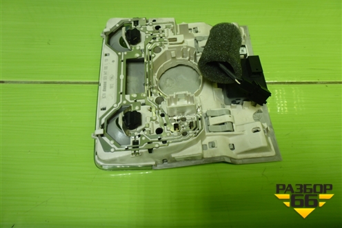 Плафон салонный передний (5E0947105L) для Skoda Octavia (A7) с 2013г