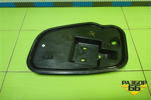 Панель внутренняя двери передней левой (5E0837915E) для Skoda Octavia (A7) с 2013г