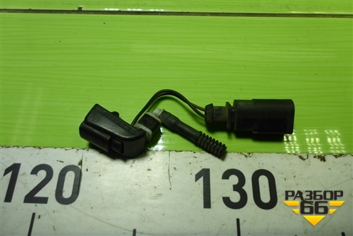 Форсунка омывателя лобового стекла (с подогревом) (1Z0955986) для Skoda Octavia (A7) с 2013г