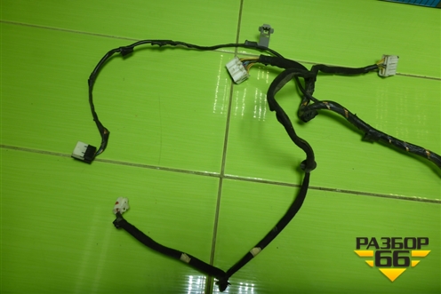 Проводка двери передней левой (эл.стеклоподъёмник) (916004Y061) для Kia Rio с 2011-2016г