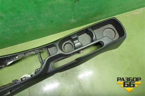 Консоль (846114Y000) для Kia Rio с 2011-2016г