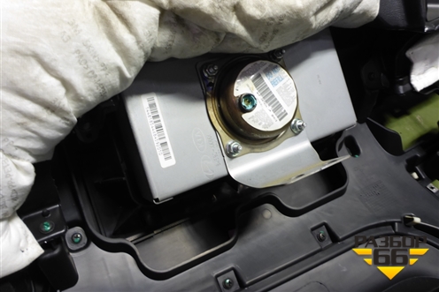 Торпедо с AIR BAG (до 2015г) (847114Y000) для Kia Rio с 2011-2016г