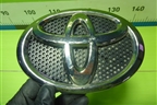 Эмблема передняя (7531242081) для Toyota Rav-4 с 2018г