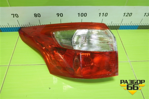 Фонарь задний наружный левый (универсал не оригинал) (43119A8LUE) для Ford Focus 3 с 2011г