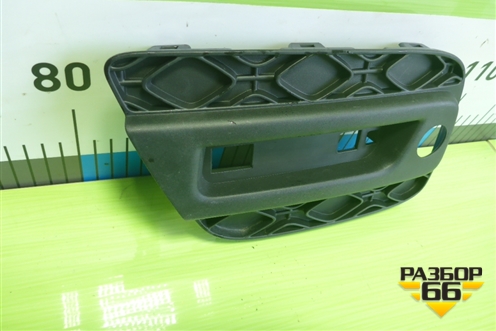 Накладка заднего бампера правая (StepWay под парктроник) (850761319R) для Renault Sandero с 2013-2022г