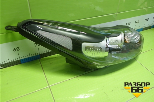 Фара правая (галоген с Led габаритом) (92102F1011) для Kia Sportage с 2016-2022г