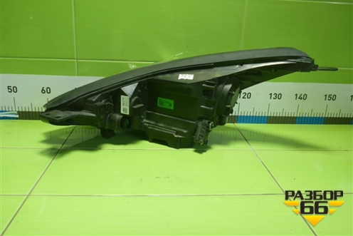 Фара правая (галоген с Led габаритом) (92102F1011) для Kia Sportage с 2016-2022г