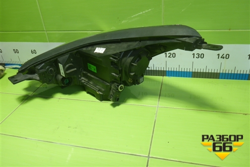 Фара правая (галоген с Led габаритом) (92102F1011) для Kia Sportage с 2016-2022г