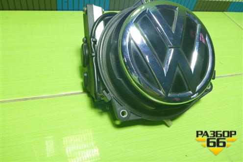 Ручка открывания багажника (с камерой заднего вида) (3AE827469B) для Volkswagen Passat-CC с 2008г