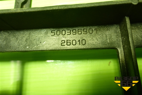 Кронштейн блока предохранителей  (500396901) для Iveco  Stralis с 2002-2006г