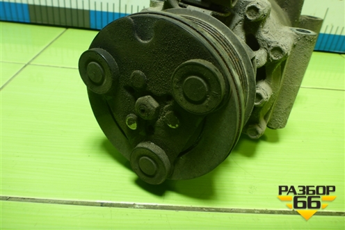 Компрессор кондиционера (6S6H19D629AA) для Ford Fusion с 2002г