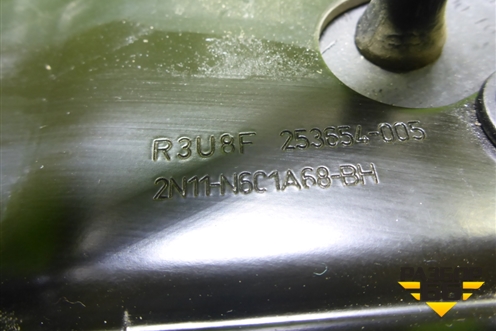 Кронштейн (заднего сидения левый) (2N11N601A68BH) для Ford Fusion с 2002г