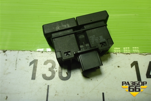 Кнопка обогрева заднего стекла (6S6T18C621BB) для Ford Fusion с 2002г