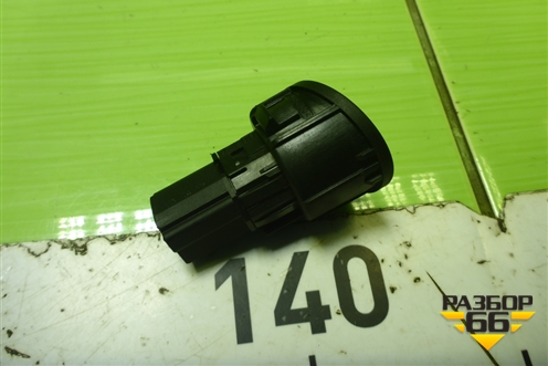 Кнопка открывания багажника (6S6T19B514AB) для Ford Fusion с 2002г