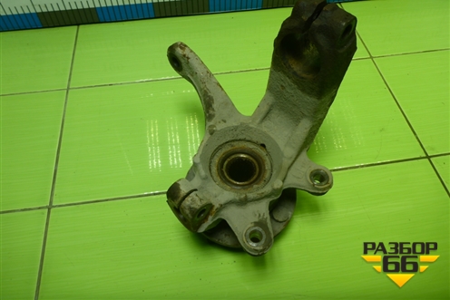 Кулак поворотный передний левый для Ford Fusion с 2002г