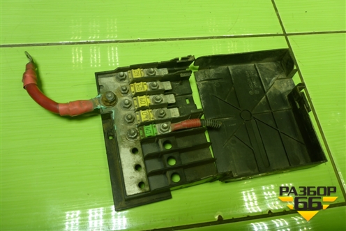 Блок предохранителей подкапотный (5607001460) для Ford Fusion с 2002г