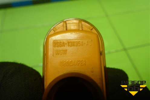 Повторитель на крыло (2S6A13K354AD) для Ford Fusion с 2002г