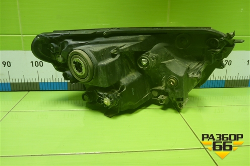 Фара левая (после 2015г галоген) (8113042650) для Toyota Rav-4 с 2012-2019г