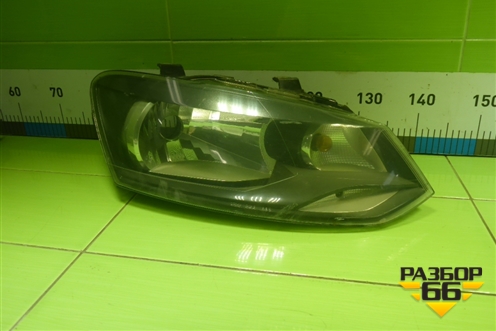 Фара правая (галоген) (6RU941016) для Volkswagen Polo (седан) с 2010г