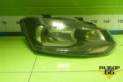 Фара правая (галоген) (6RU941016) для Volkswagen Polo (седан) с 2010г