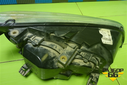 Фара левая (галоген) (4M5113W030AD) для Ford Focus 2 с 2005-2008г