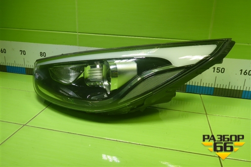 Фара левая (после 2013г галоген) (921012S500) для Hyundai ix 35 с 2010г