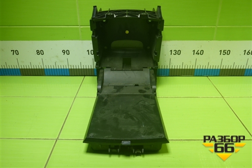 Подлокотник для Volkswagen Touareg c 2002-2010г