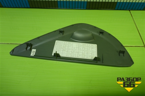 Накладка на торпедо (боковая левая) (96555024) для Chevrolet Lacetti с 2003г