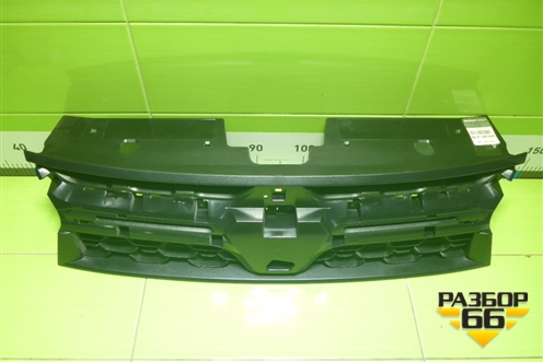 Решетка радиатора (после 2015г новая оригинал) (623103564R) для Renault Duster I с 2010-2021г