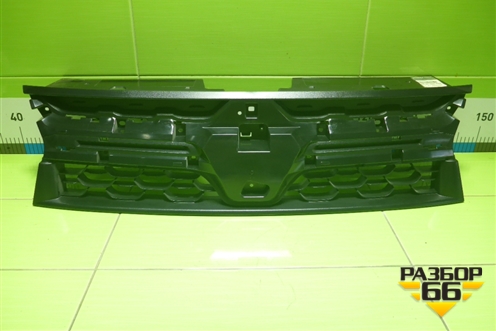 Решетка радиатора (после 2015г новая оригинал) (623103564R) для Renault Duster I с 2010-2021г